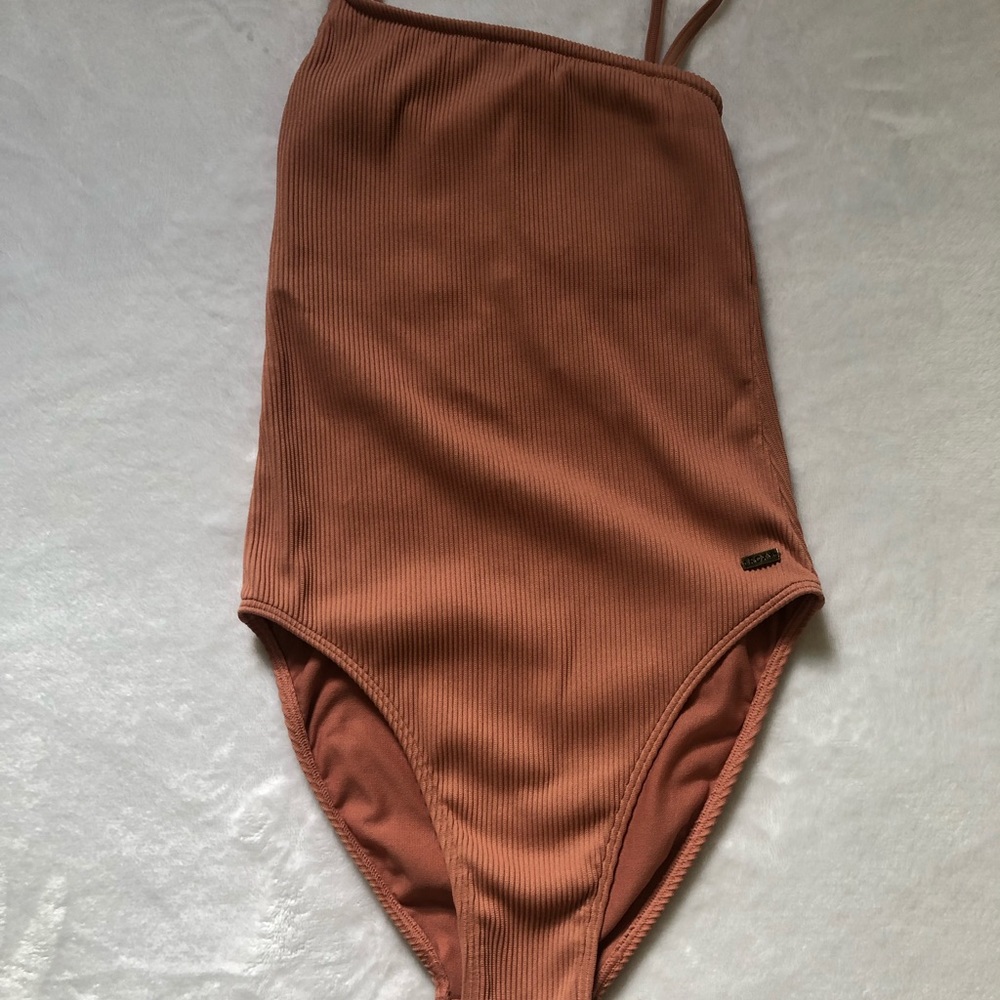 Roxy one pieces